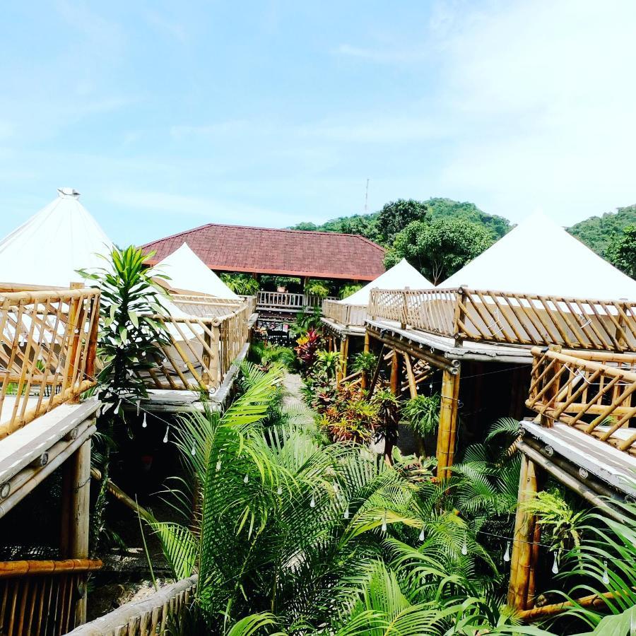 Glamping Due Amici Hotel Palomino Exterior foto